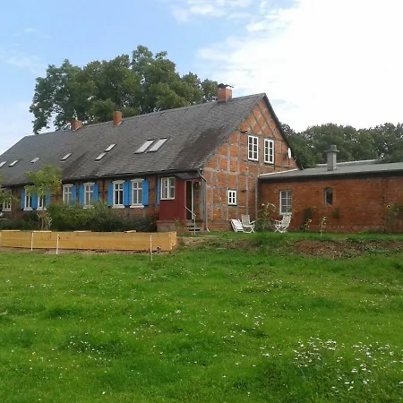 Lindenhof * Wahrenberg