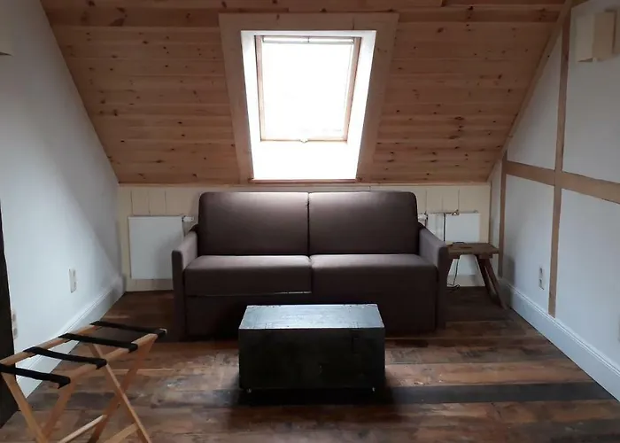 Lindenhof Apartment *