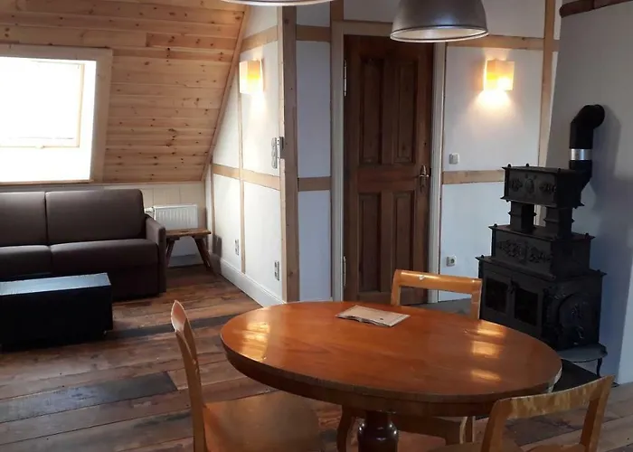 Lindenhof Apartment Wahrenberg